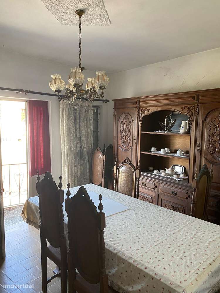 Casa em Touça , concelho de Vila Nova de Foz Côa.-9