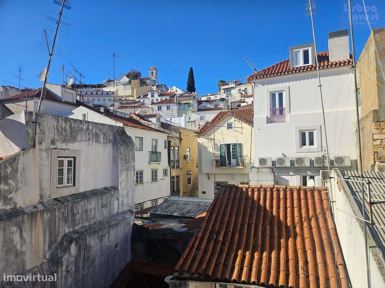 Vendo T2 para remodelação em predio totalmente remodelado-31