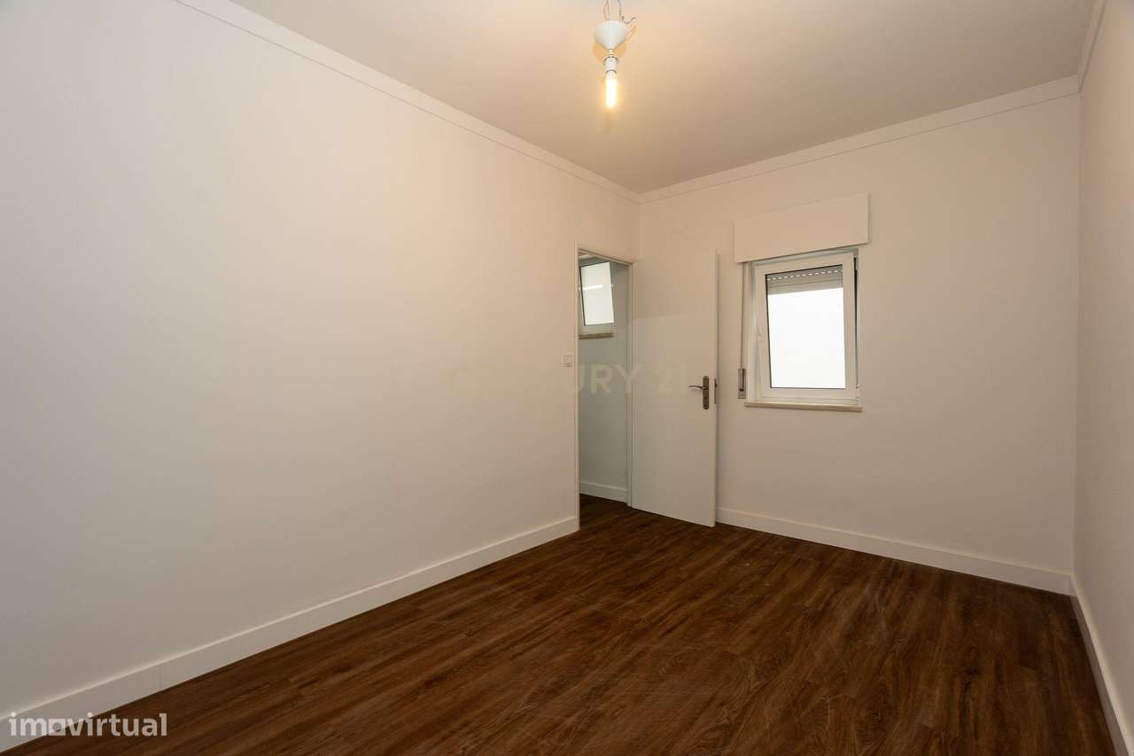 Apartamento T2 com Vista Rio Tejo – Dafundo, Cruz Quebrada - Grande imagem: 5/13