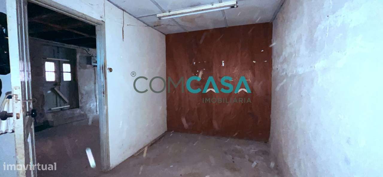 Moradia V3 reabilitação | metro fonte cuco | Senhora Hora Matosinhos-36