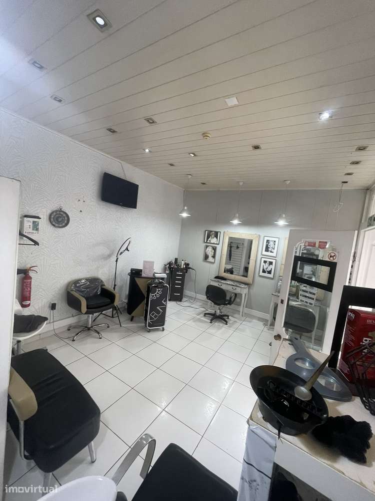 Loja / Cabeleireiro em Algés - Grande imagem: 2/14