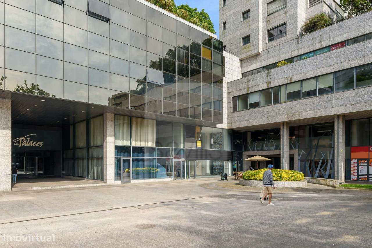 Loja Les Palaces - Grande imagem: 2/16