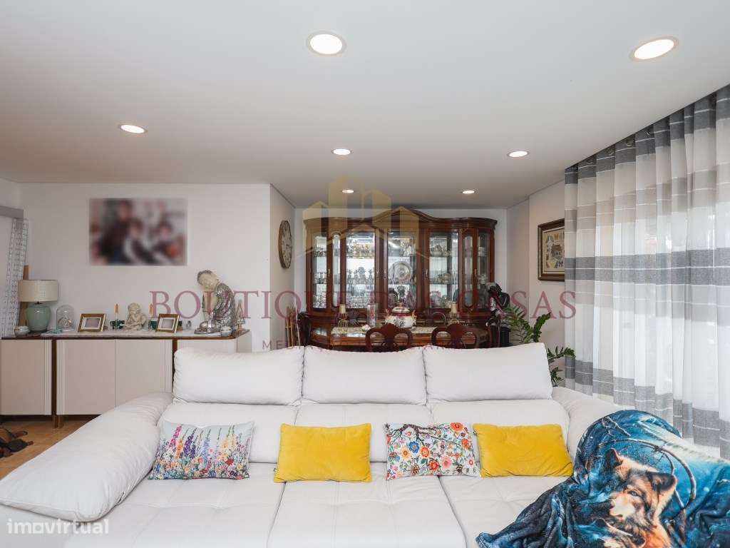 T3 Último Piso com Elevador | Remodelado | 3 Frentes | Muita Luz | ...-8