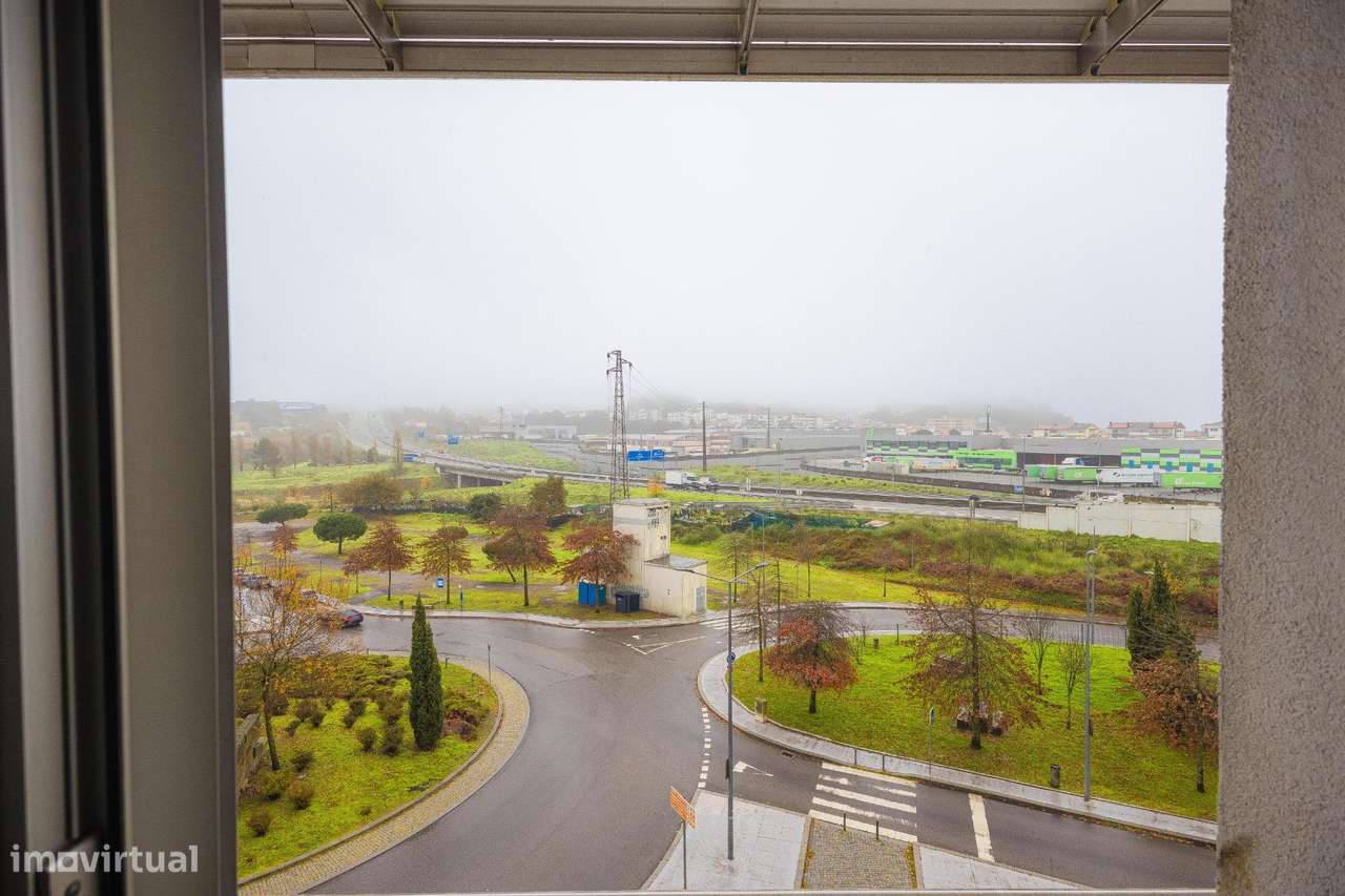 Apartamento T2 Remodelado - Urbanização de Vila D´Este - Vila...-19
