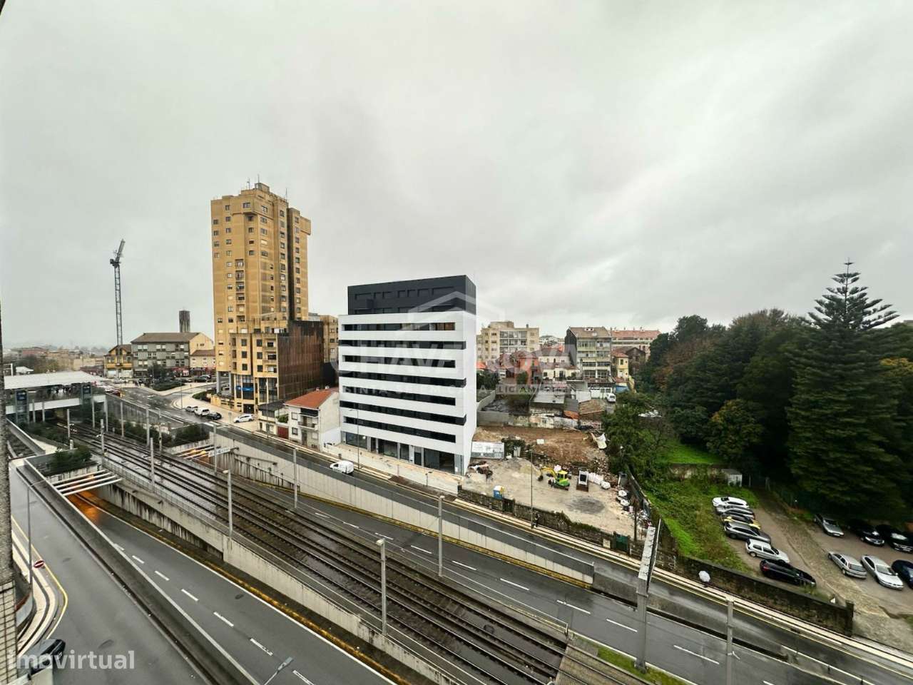 Apartamento T2+1 na Avenida da República-12