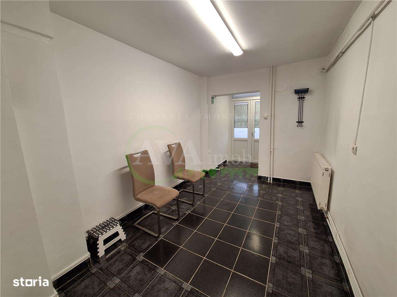 Spatiu comercial cu vad, 3 camere zona Orizont-Bacau-2