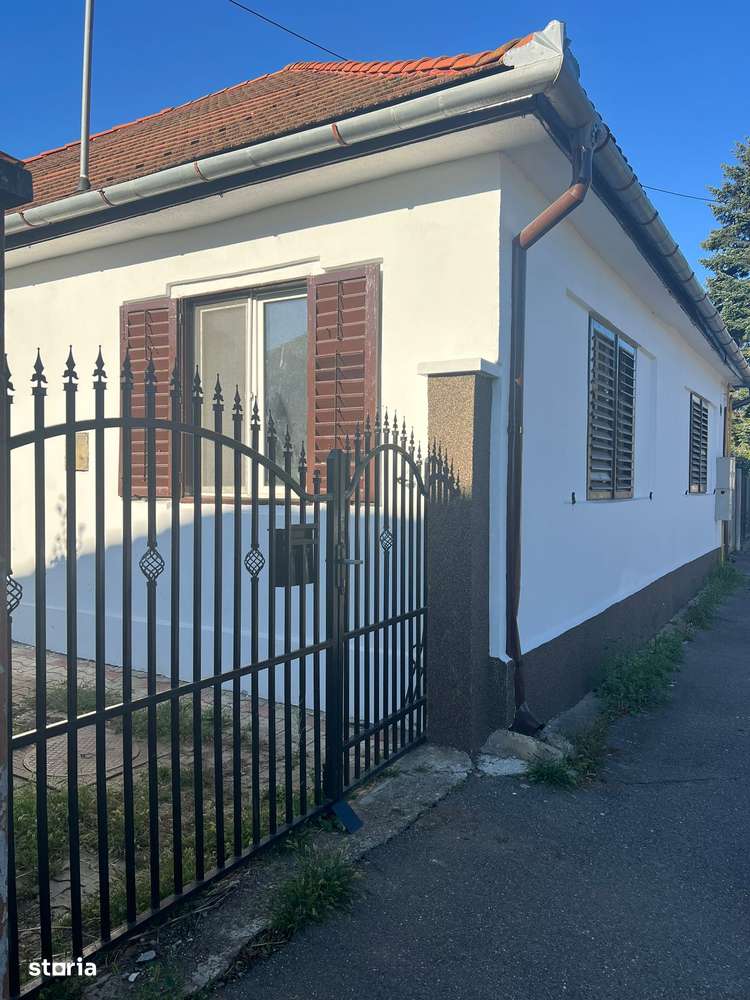 Casa, 150 m²,  - Imagine principală: 2/10