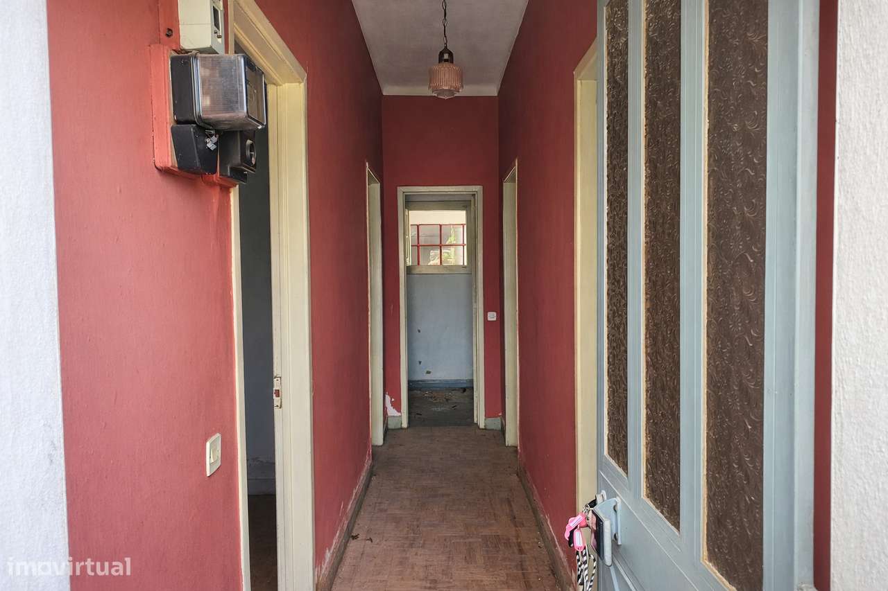 Moradia e Anexos c/ Projeto Aprovado  - 202,45 m²-3