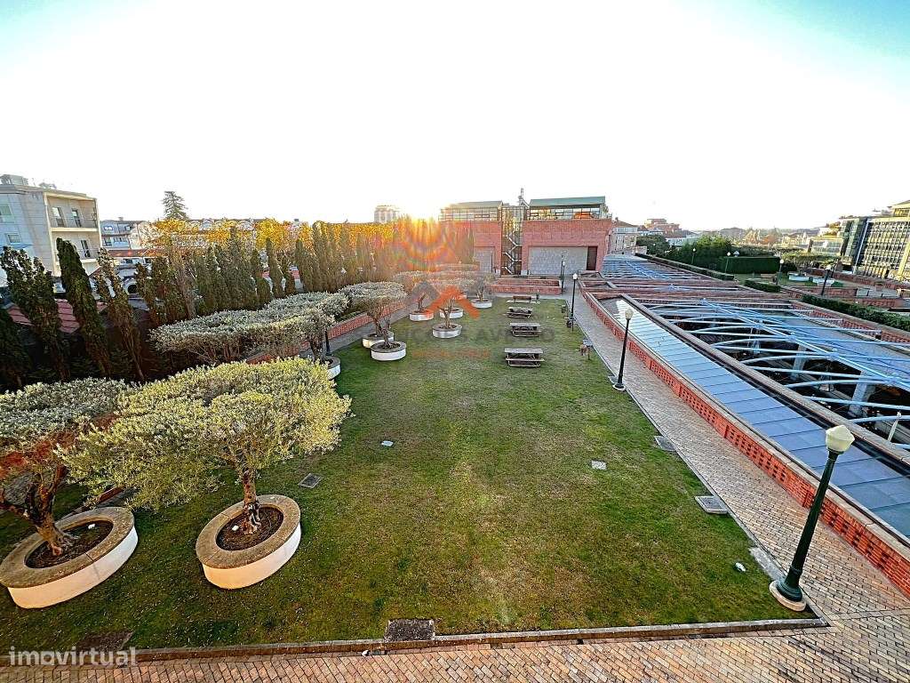 ARRENDAMENTO: Apartamento T2+1 Duplex Mobilado e Equipado | Vista R... - Grande imagem: 2/40