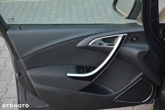 Opel Astra 1.4 Turbo Sports Tourer Style - 17