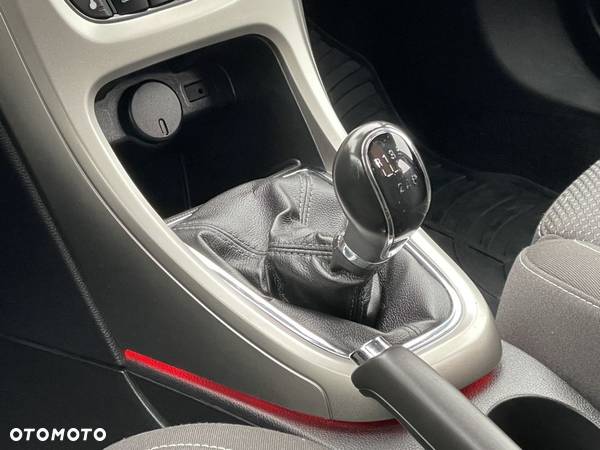 Opel Astra 1.4 Turbo Edition Sport - 32