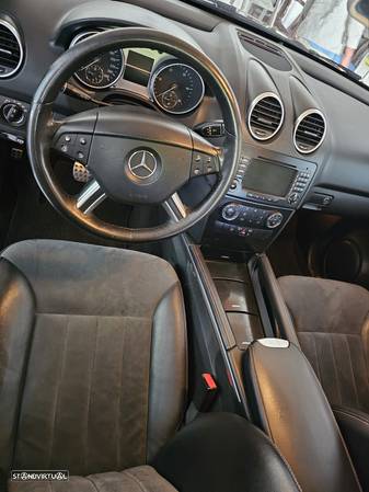 Mercedes-Benz ML 320 CDi - 26