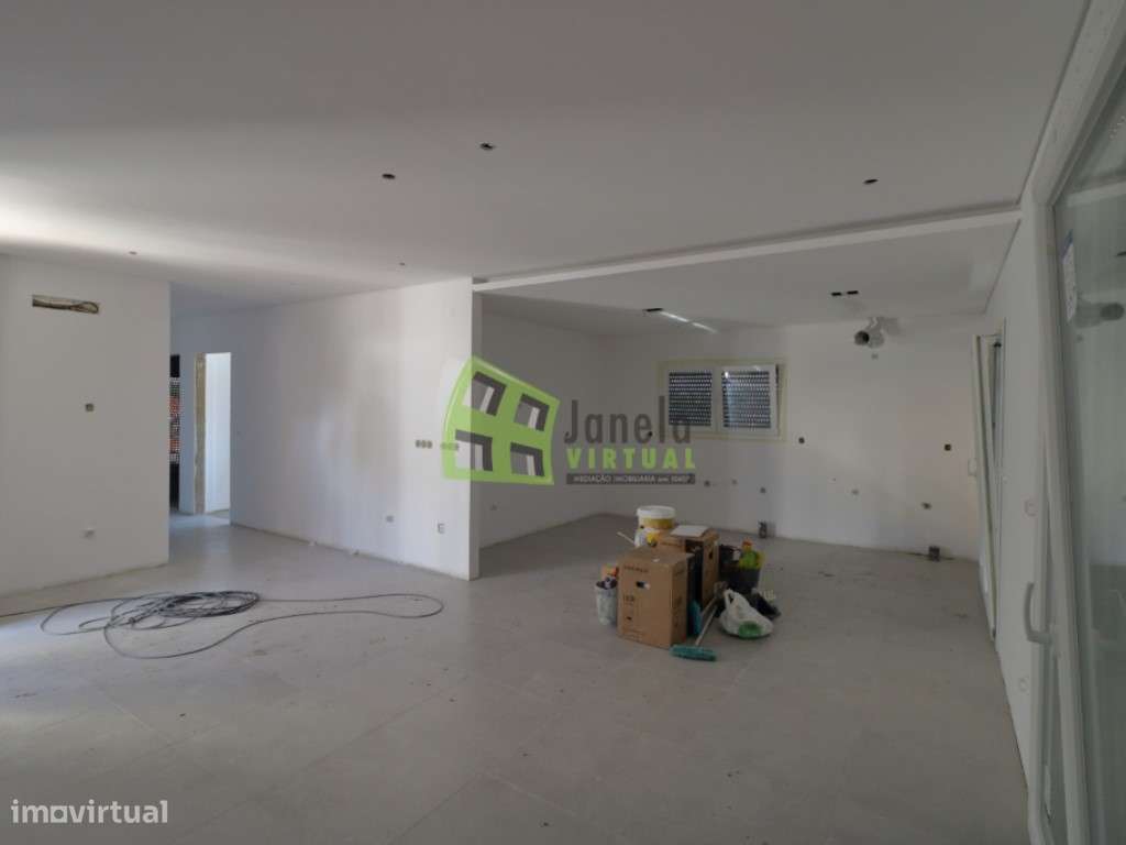 Moradia Isolada T3 Nova - Pinhal do General, Fernão Ferro-5