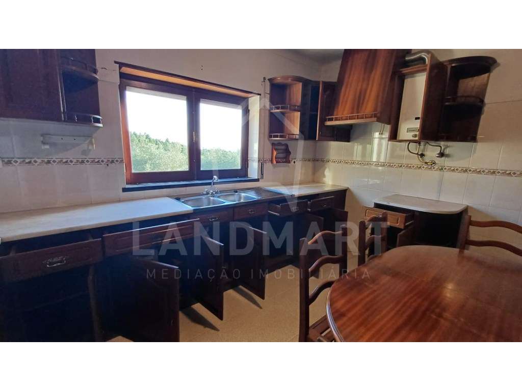 Moradia T3, Portela Nova - Évora de Alcobaça - Grande imagem: 4/12