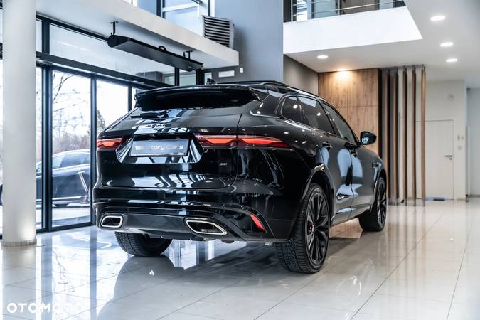 Jaguar F-Pace 3.0 P400 mHEV AWD R-Dynamic Black - 10