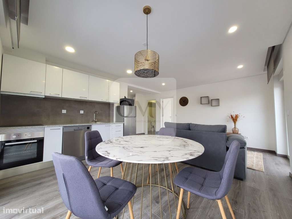 T4 Transformado em Dois T1(s) Junto ao Supermercado LIDL em Vila Real - Grande imagem: 1/15