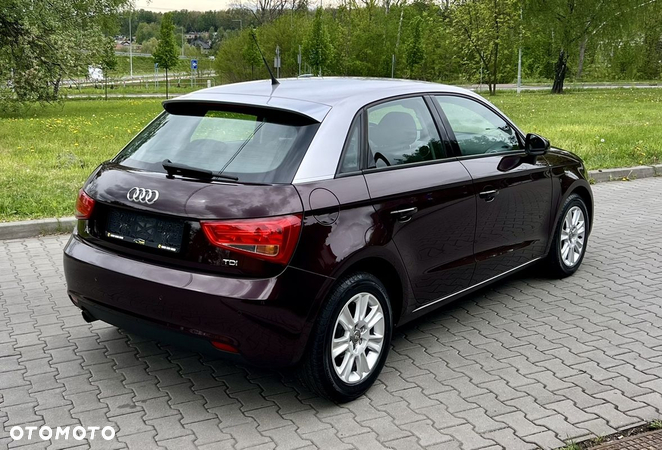 Audi A1 1.6 TDI Sportback Attraction - 4