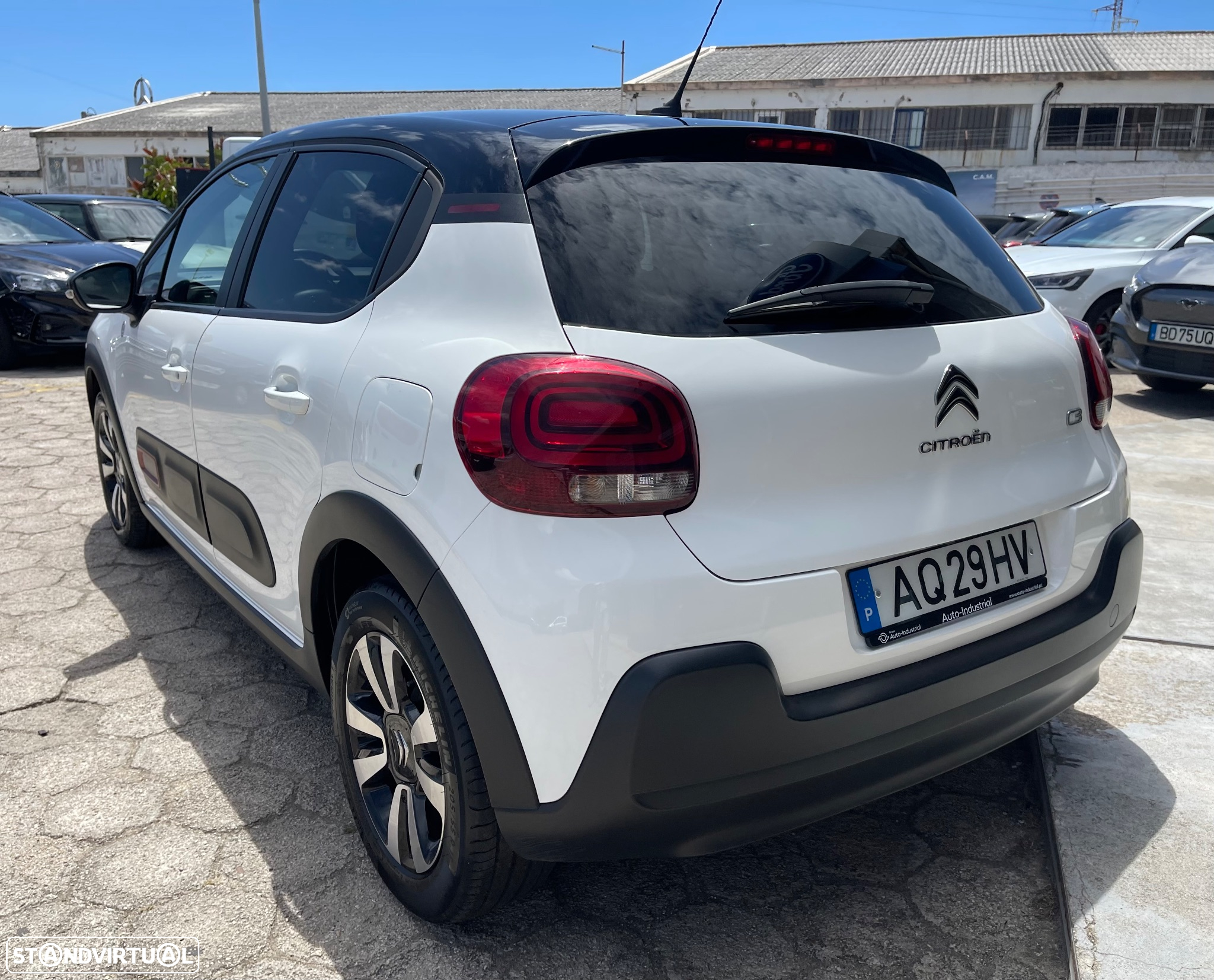 Citroën C3 1.2 PureTech C-Series - 4