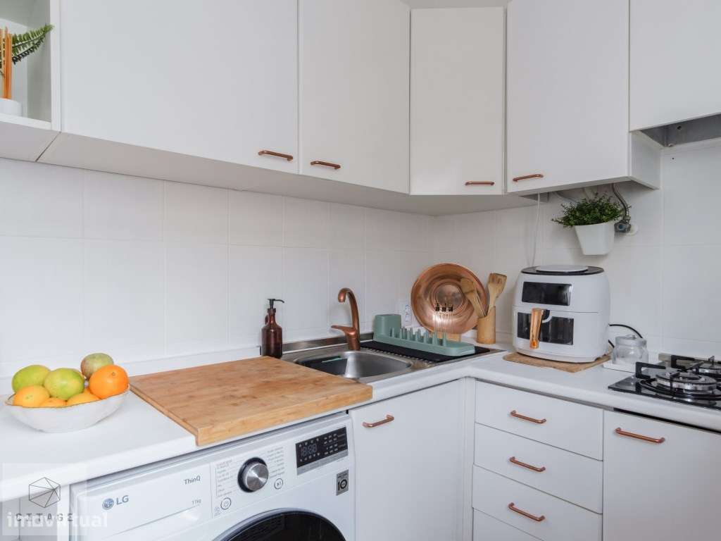 Apartamento T2 em São Domingos de Benfica-7