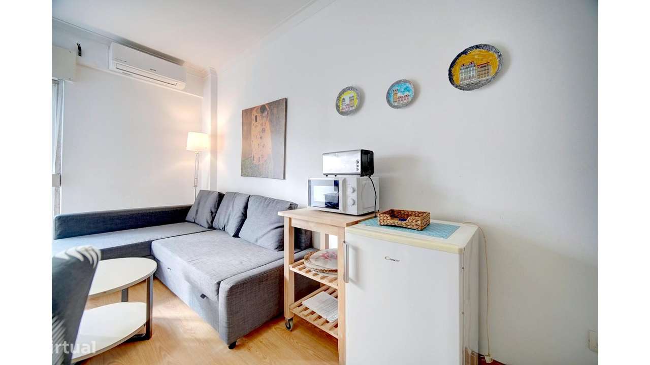 Apartamento T1 em Lisboa com terraço-13