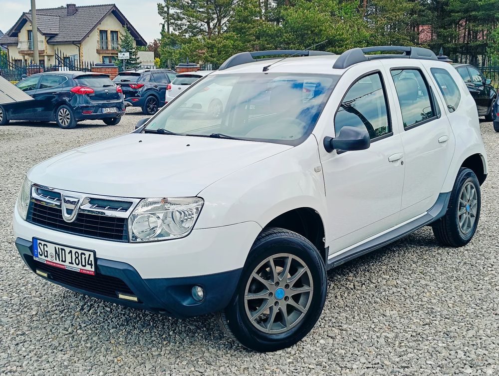Dacia Duster I 1.6 16V 4x2 Essentiel 2012