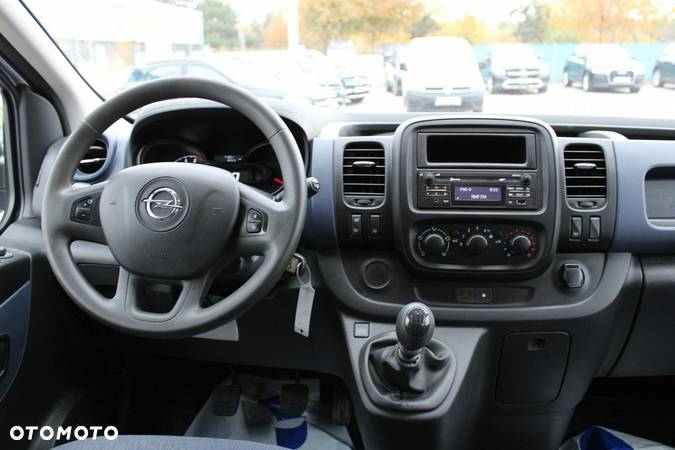 Opel Vivaro - 20