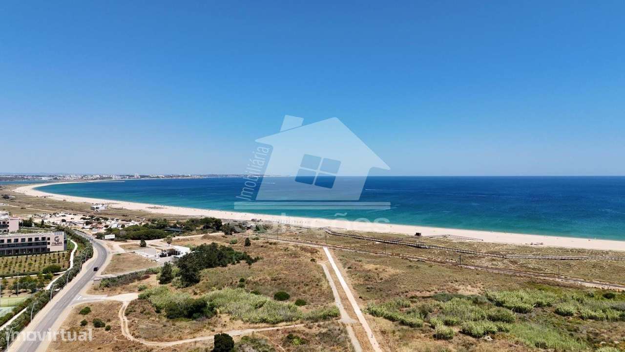 Excelente Apartamento T2+1 no Empreendimento  Direct Ocean View - Lago - Grande imagem: 2/9