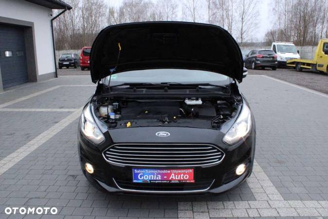 Ford S-Max - 30