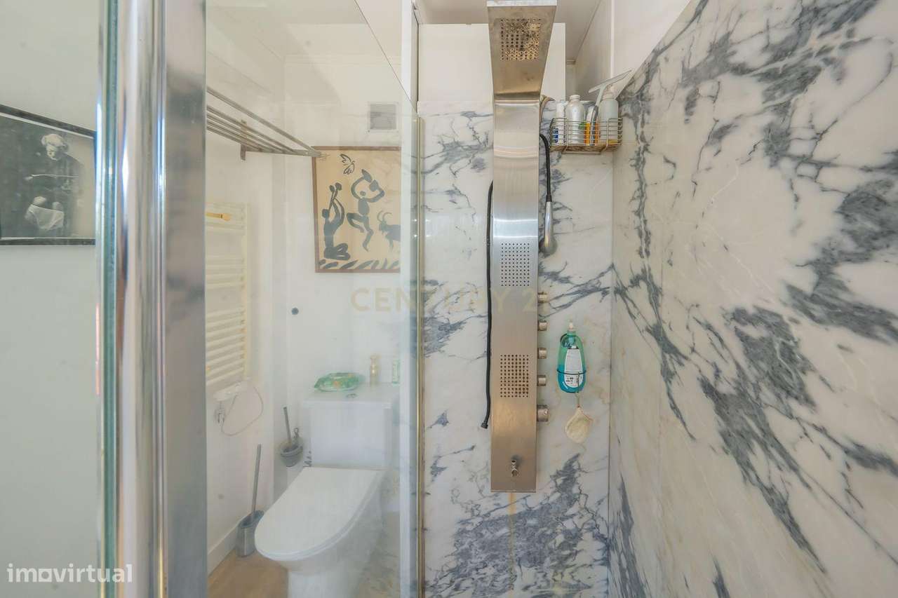 Apartamento com charme em Setúbal com uma vista soberba para o rio e t-23