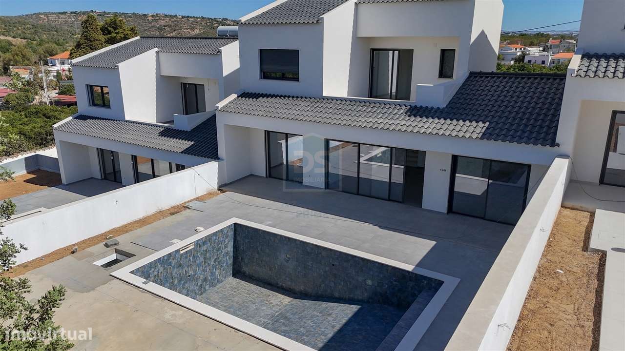 Moradia T3 Venda em Albufeira e Olhos de Água,Albufeira-1