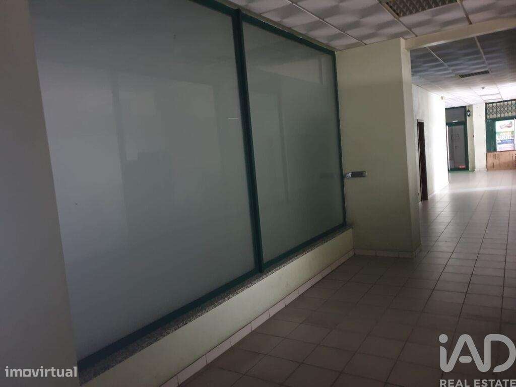 Loja / Estabelecimento Comercial em Real, Dume E Semelhe de 50,00 m2 - Grande imagem: 4/17