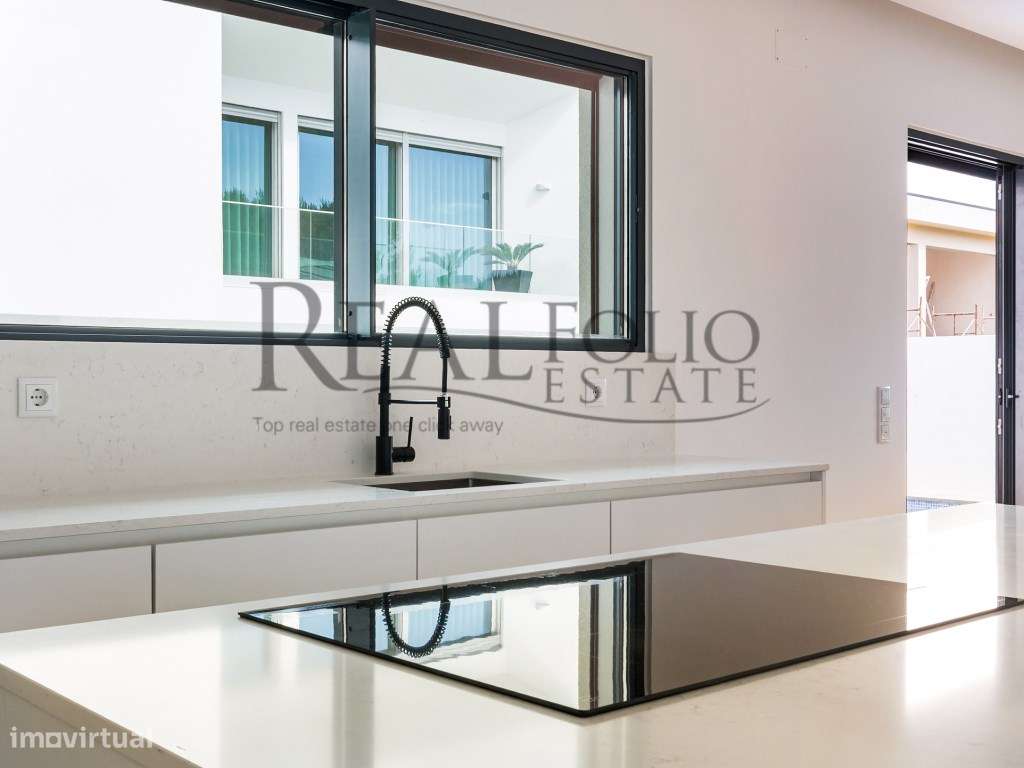 Moradia T4 Arquitetura Contemporânea Murches-8