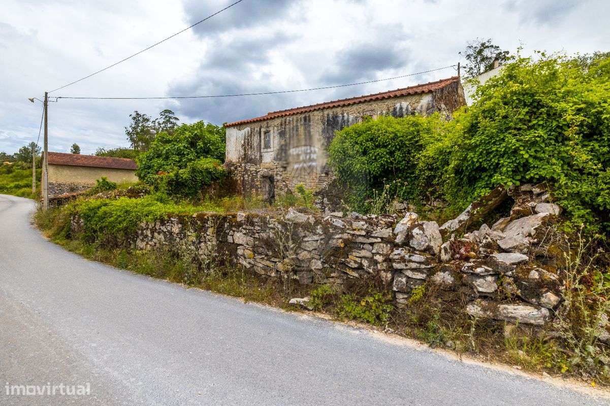 Moradia T2 para venda - Grande imagem: 1/13