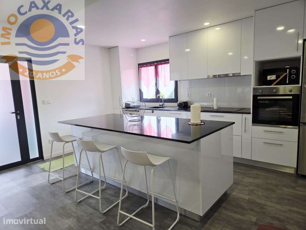 Magnífica moradia de rés do chão de tipologia T3 - Grande imagem: 5/51