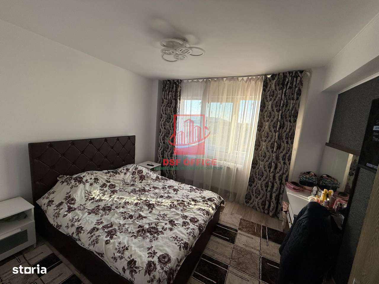 Ap 3 cam decomandat, mobilat– Podu Ros,  Palas-Centru-5