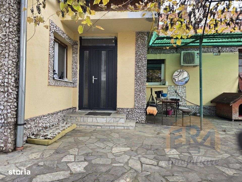 Oportunitate – Doua Case+Teren semicentral-str. Octavian Goga - Imagine principală: 2/19