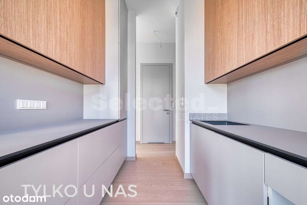 Przestronny apartament na ostatnim piętrze-4