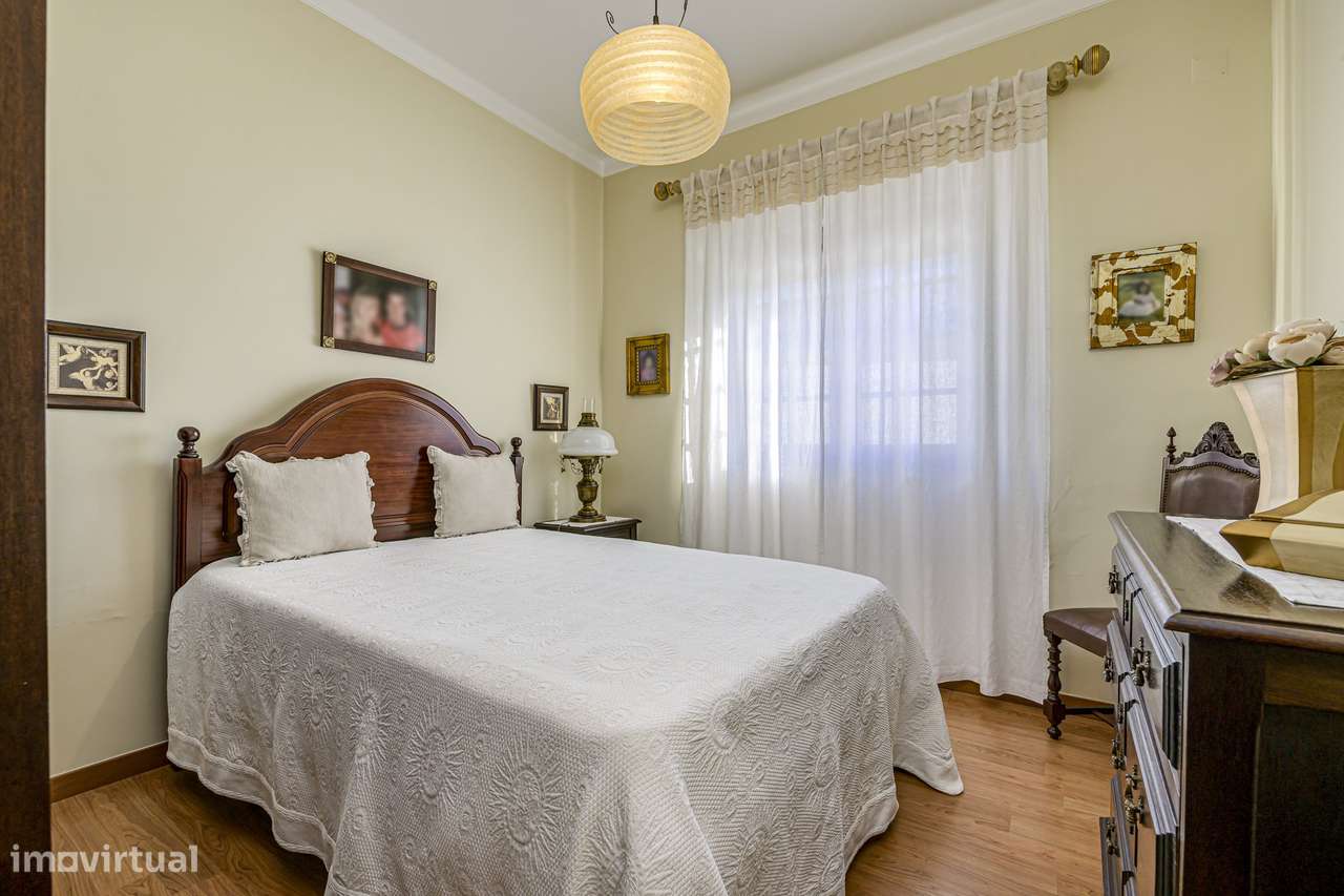 Moradia T2+1, c/ Garagem, Bairro do Areias – Montijo-40