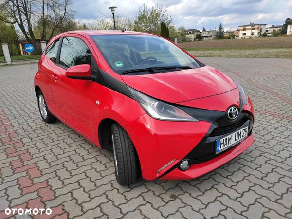 Toyota Aygo x-play touch - 5