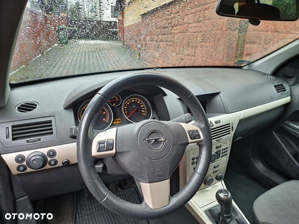 Opel Astra III 1.7 CDTI Cosmo - 7