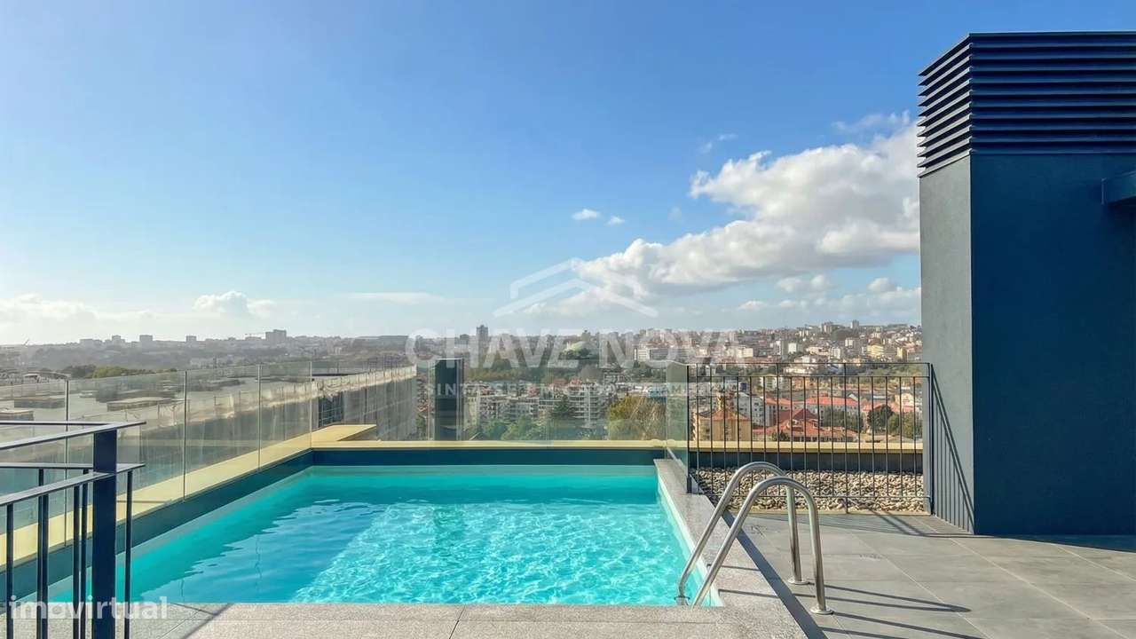 Apartamento T0 Novo c/ Piscina e Lugar de Garagem em Santa Marinha - Grande imagem: 2/14