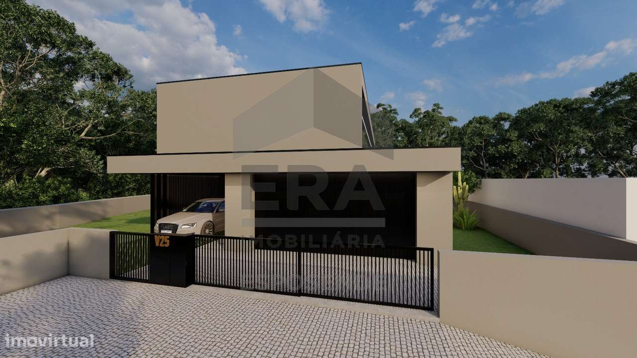 Moradia T4 de Luxo com Piscina de Sal e Vista Mar-13