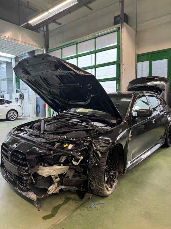 BMW M3 Competition M xDrive 2025
