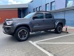 Toyota Tacoma - 12