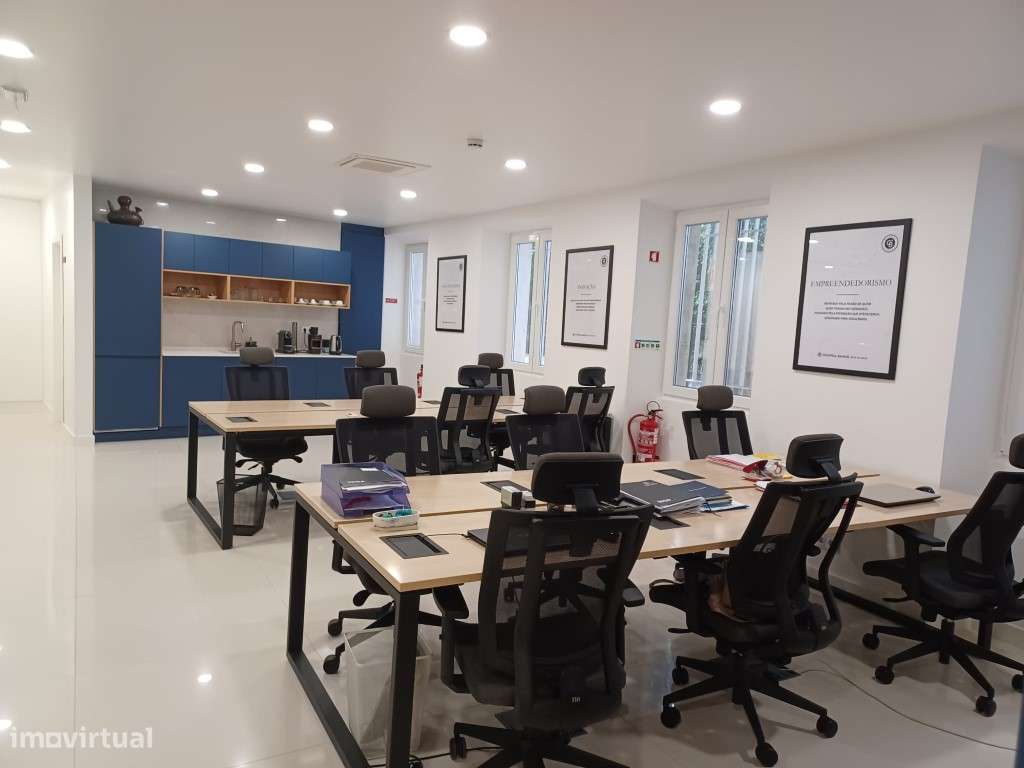 Arrendamento Comercial 140 m² - Arcadas do Parque, Estoril - Grande imagem: 5/10