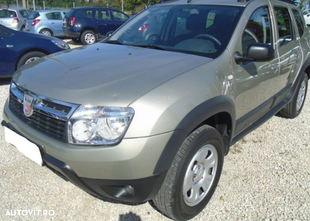 Dezmembrez Dacia Duster 1.5 DCI din 2010 volan pe stanga - 1