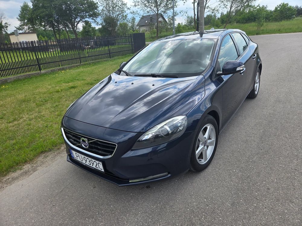 Volvo V40 II D2 Kinetic 2013