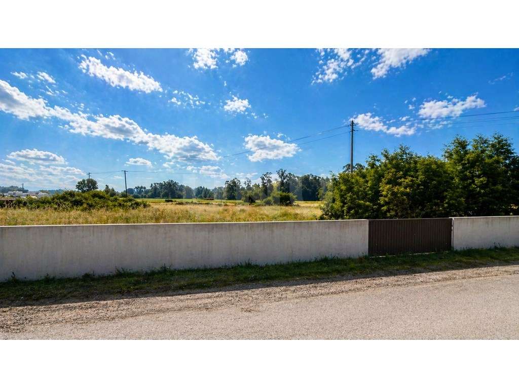 Terreno Urbanizável com 2.220 m2 - Estarreja, Aveiro-6