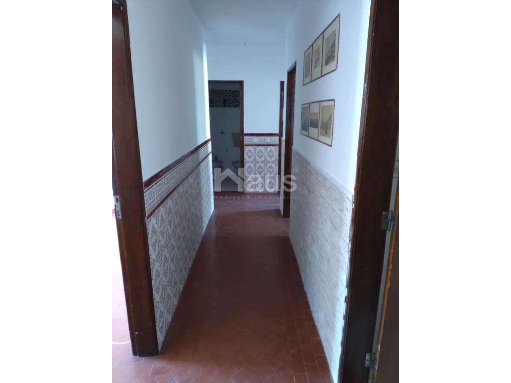 T3 Bairro Esteval - 3º Andar sem elevador - Grande imagem: 3/22