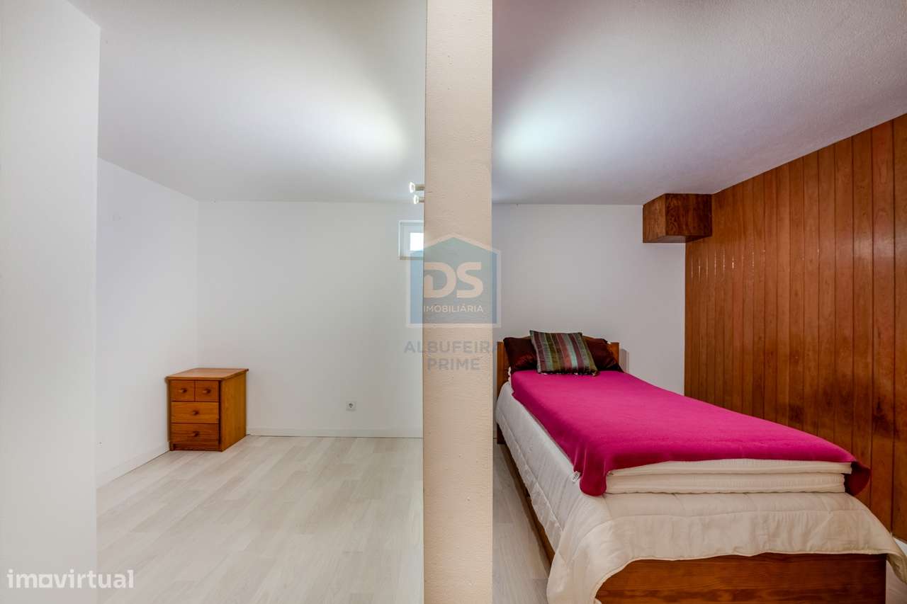 Moradia em Banda T2+2 Venda em Albufeira e Olhos de Água,Albufeira-35